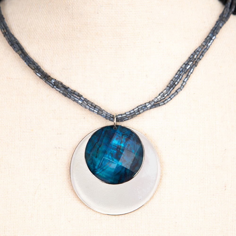 Bold chic pendant choker silver & blue Erica by Lyons